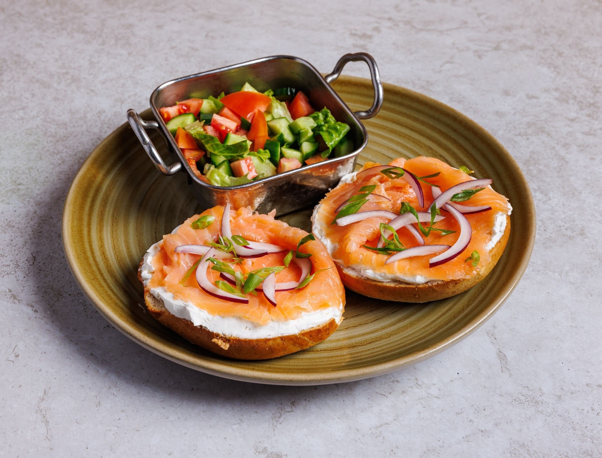 בייגל סלמון